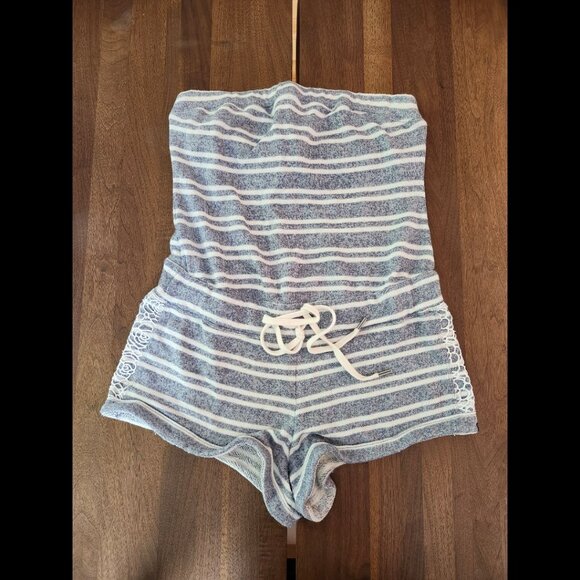 Striped Gray and White Romper with Lace Detail - Picture 1 of 6